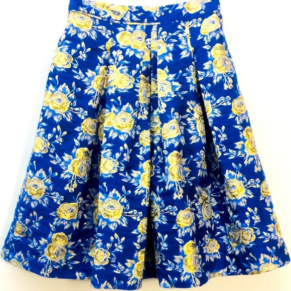 MIRI R.O (4) WOMEN’S Pleated Paisley Print SKIRT. - Picture 1 of 8